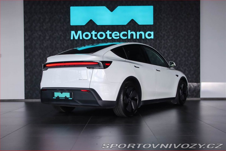 Tesla Model Y Long Range AWD 79kWh 2025