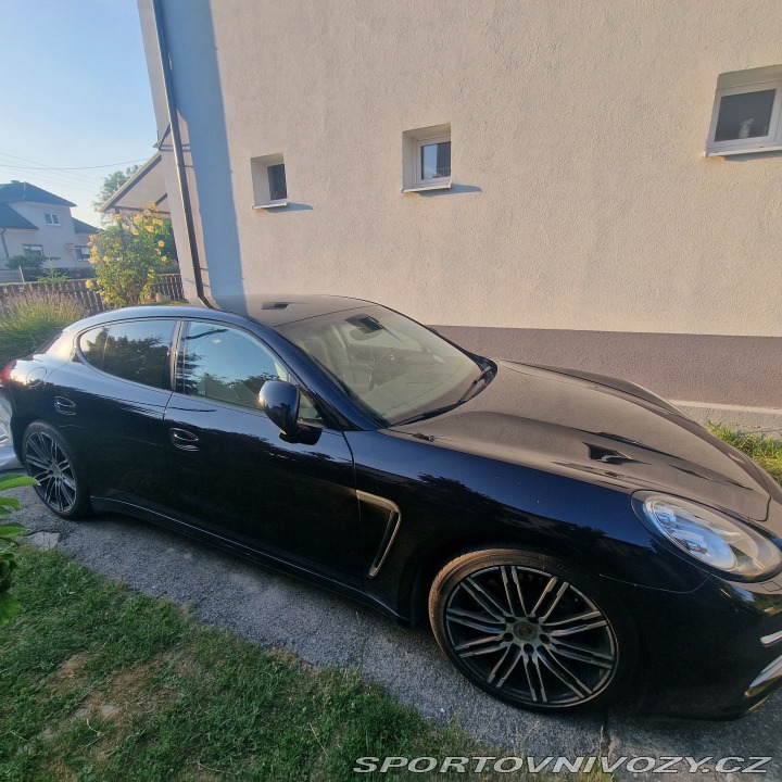 Porsche Panamera Prorshe 2016