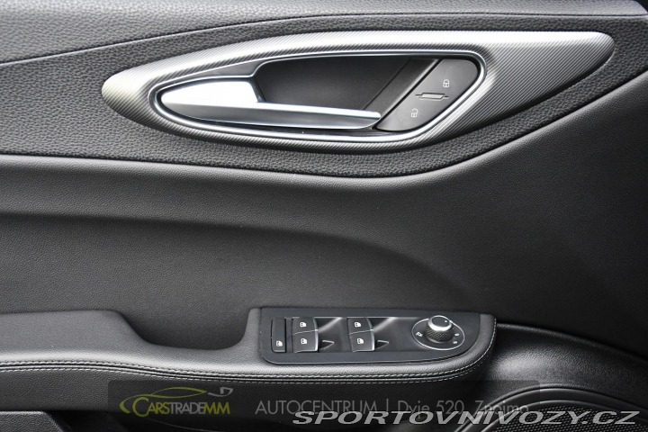 Alfa Romeo Giulia 2.0T 16V 206kW REZERVACE 2024