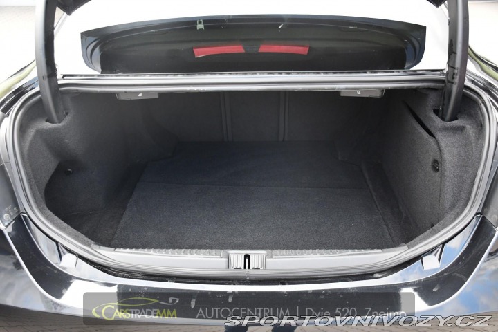 Alfa Romeo Giulia 2.0T 16V 206kW VELOCE AT8 2024
