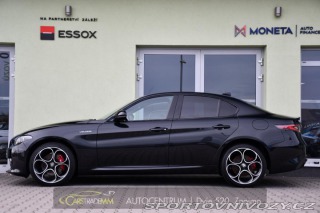 Alfa Romeo Giulia 2.0T 16V 206kW VELOCE AT8 2024