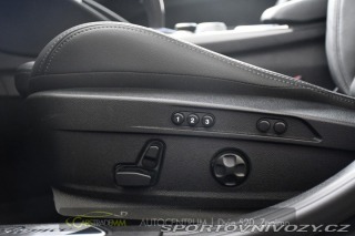 Alfa Romeo Giulia 2.0T 16V 206kW VELOCE AT8 2024
