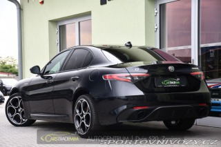 Alfa Romeo Giulia 2.0T 16V 206kW VELOCE AT8 2024