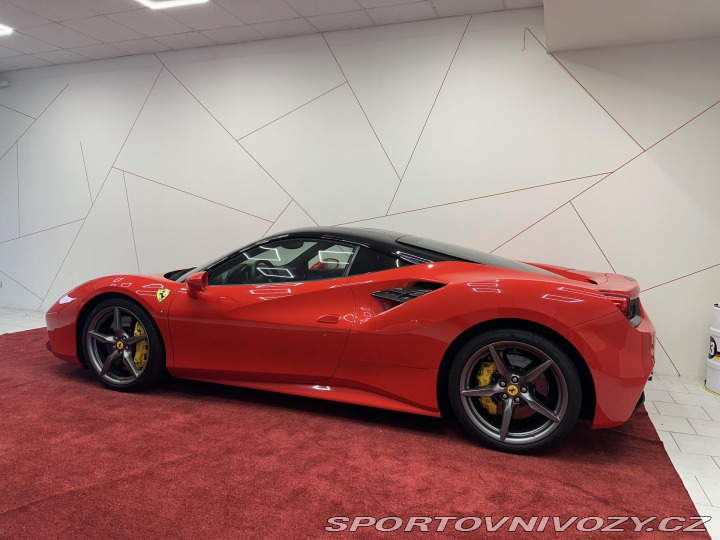 Ferrari 488 GTB*LIFT*CANERA*TOP*DPH 2017