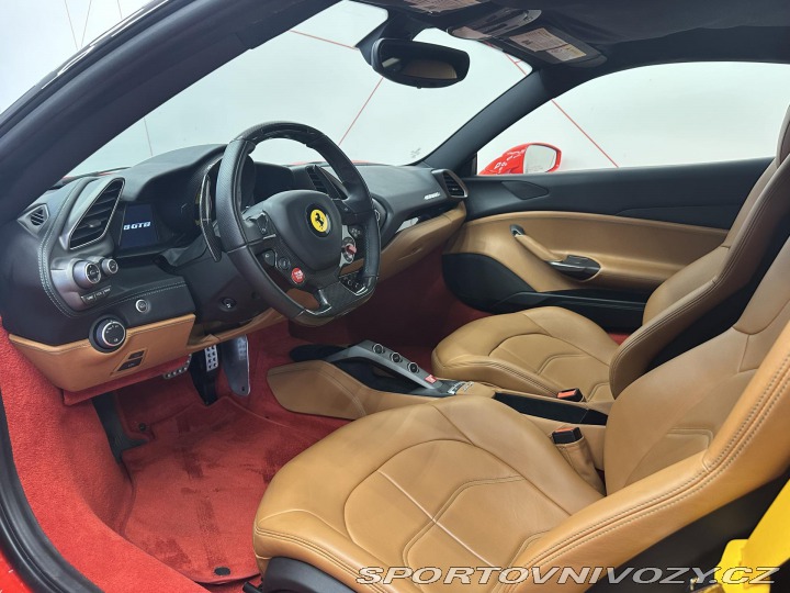 Ferrari 488 GTB*LIFT*CANERA*TOP*DPH 2017