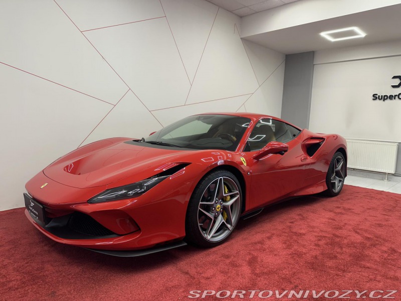 Ferrari F8 Tributo*360*LIFT*QUIO*TOP
