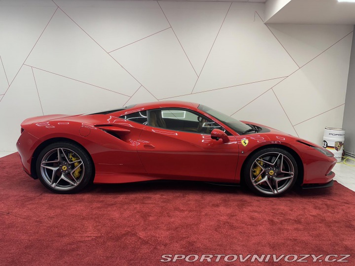 Ferrari F8 Tributo*360*LIFT*QUIO*TOP 2020