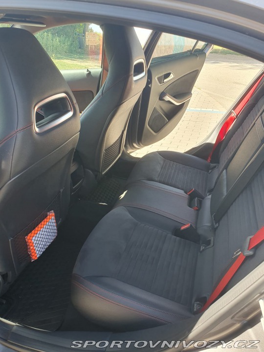 Mercedes-Benz A AMG A 45 4MATIC 2016