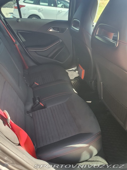 Mercedes-Benz A AMG A 45 4MATIC 2016