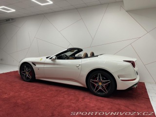 Ferrari California T*CAMERA*QUIO*TEMPOMAT*DP 2015
