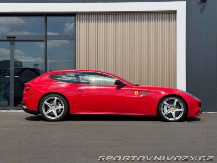 Ferrari FF 6.3 V12 2011