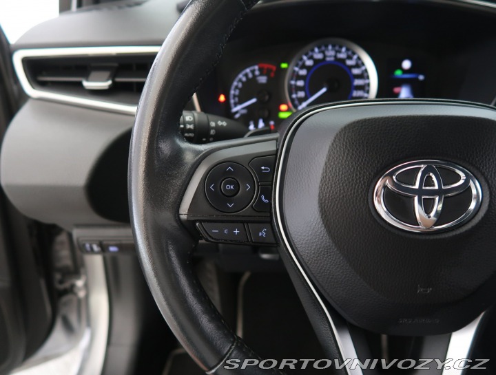 Toyota Corolla 2.0 Hybrid 2022
