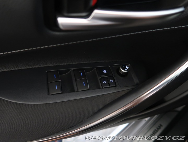 Toyota Corolla 2.0 Hybrid 2022