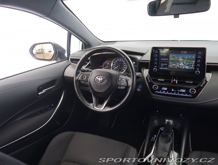 Toyota Corolla 2.0 Hybrid 2022
