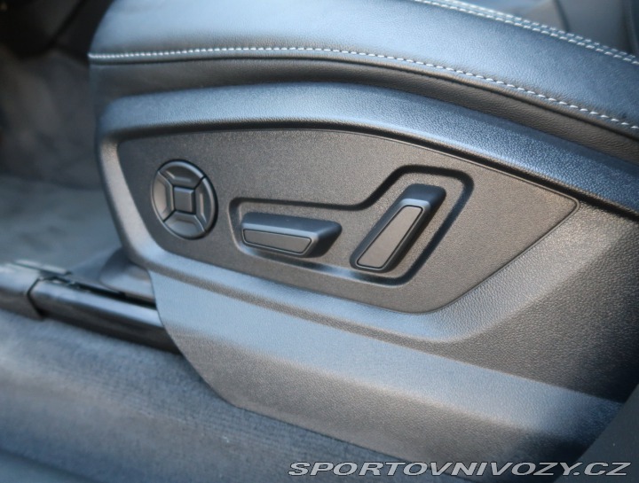 Audi Ostatní modely Q7 S-Line 60 TFSI e 2023