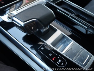 Audi Ostatní modely Q7 S-Line 60 TFSI e 2023