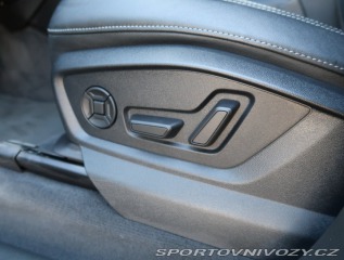 Audi Ostatní modely Q7 S-Line 60 TFSI e 2023