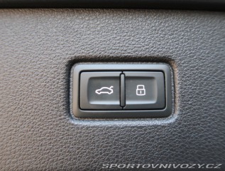 Audi Ostatní modely Q7 S-Line 60 TFSI e 2023
