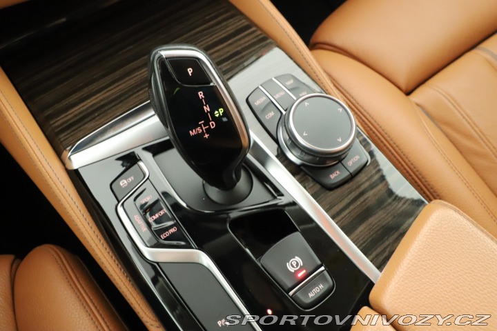 BMW 5 Luxury Line 540i xDrive 2018