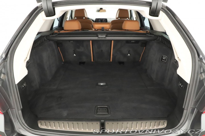 BMW 5 Luxury Line 540i xDrive 2018
