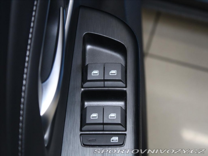 MG ZS 1,5 Hybrid+ Exclusive 20t 2025