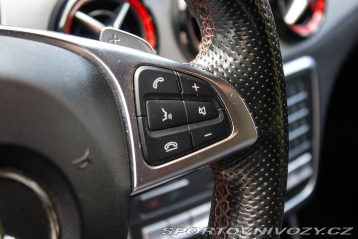 Mercedes-Benz CLA 2016