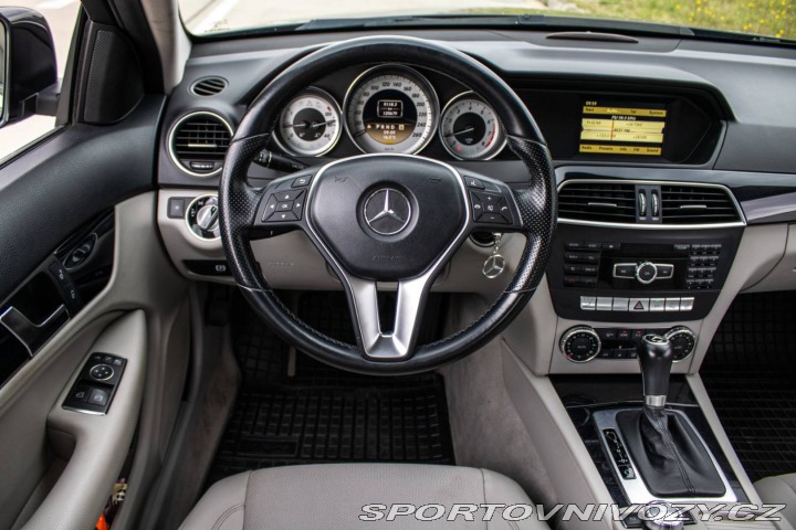 Mercedes-Benz C Kupé 180 RWD 115kW AT/7 2011
