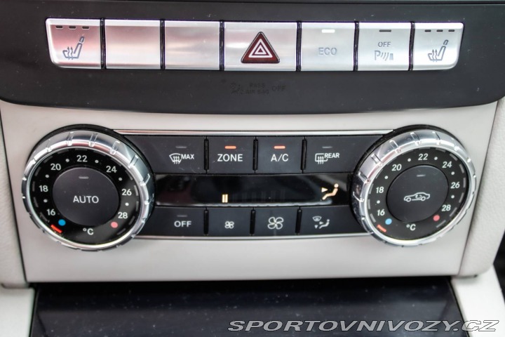 Mercedes-Benz C Kupé 180 RWD 115kW AT/7 2011