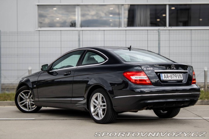 Mercedes-Benz C Kupé 180 RWD 115kW AT/7 2011