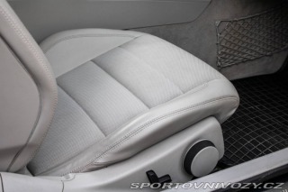 Mercedes-Benz C Kupé 180 RWD 115kW AT/7 2011