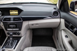 Mercedes-Benz C Kupé 180 RWD 115kW AT/7 2011