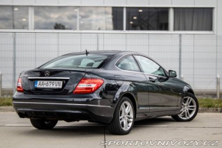 Mercedes-Benz C Kupé 180 RWD 115kW AT/7 2011