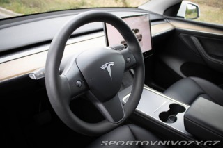 Tesla Model Y Dual Motor Long Range / 2022