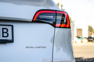 Tesla Model Y Long Range Dual motor 37 2023