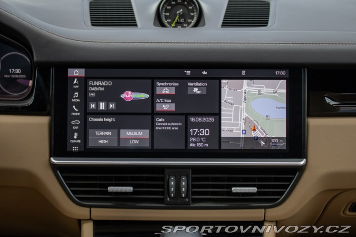 Porsche Cayenne E-Hybrid Tiptronic, plug 2019