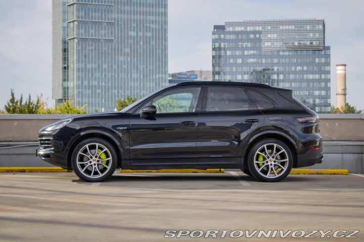 Porsche Cayenne E-Hybrid Tiptronic, plug 2019