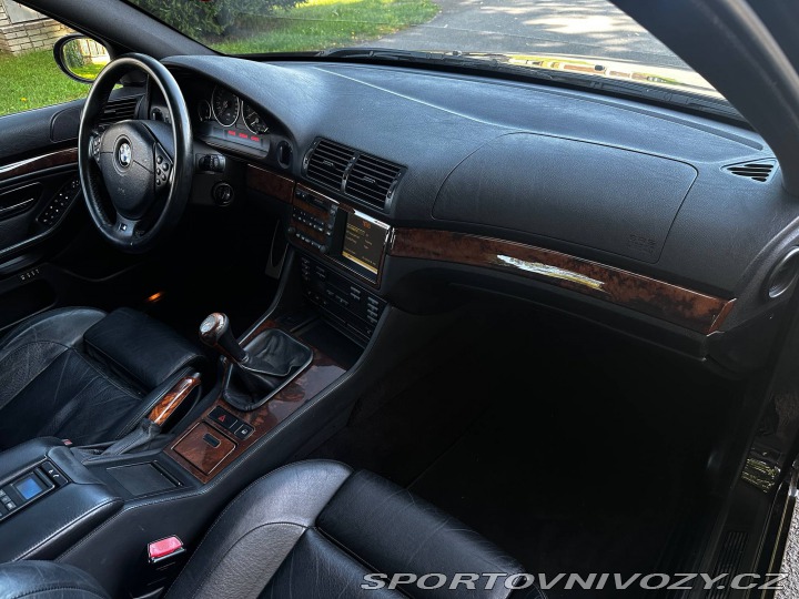 BMW M5 E39 2000