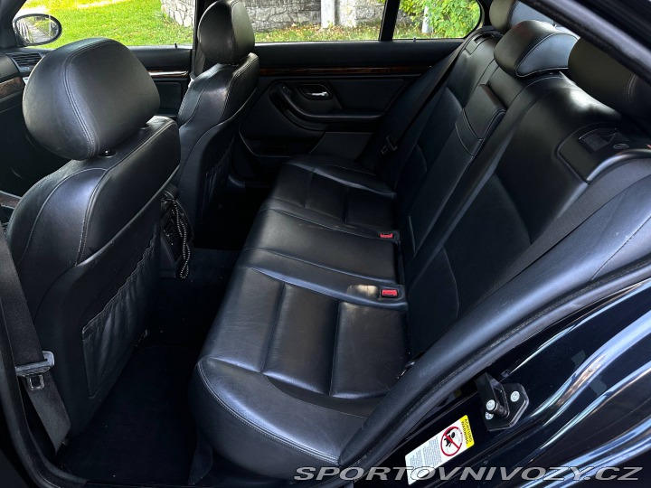 BMW M5 E39 2000