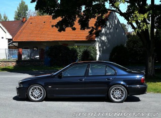 BMW M5 E39 2000