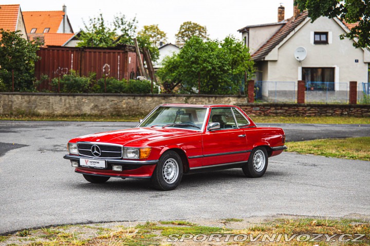 Ostatní značky Ostatní modely Mercedes Benz 380 SL R107 1983