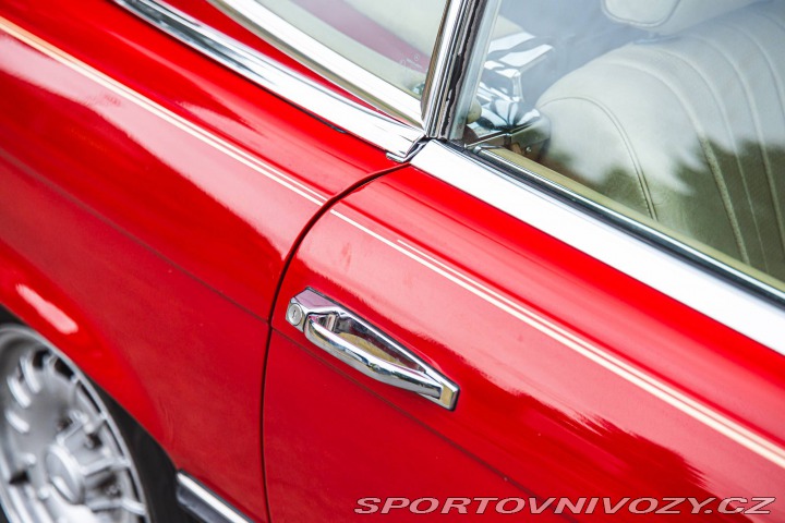 Ostatní značky Ostatní modely Mercedes Benz 380 SL R107 1983
