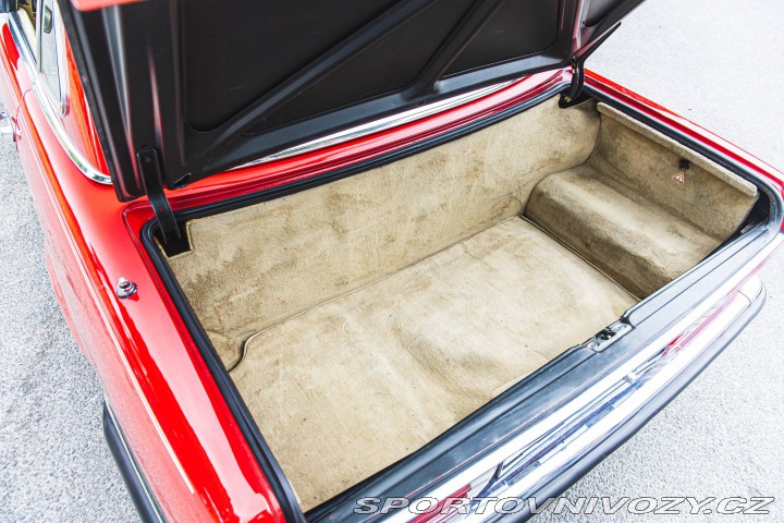 Mercedes-Benz SL 380 SL R107 1983