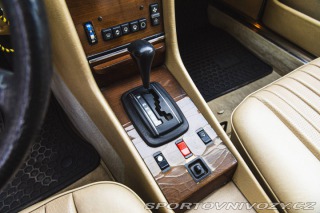 Ostatní značky Ostatní modely Mercedes Benz 380 SL R107 1983