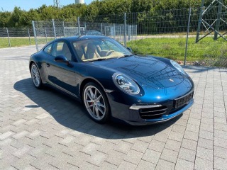 Porsche 911 Carrera S (991)