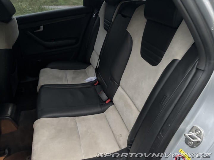 Audi S4 2003
