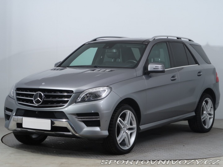 Mercedes-Benz Ostatní modely ML L AMG line ML 350 BlueTEC 2013