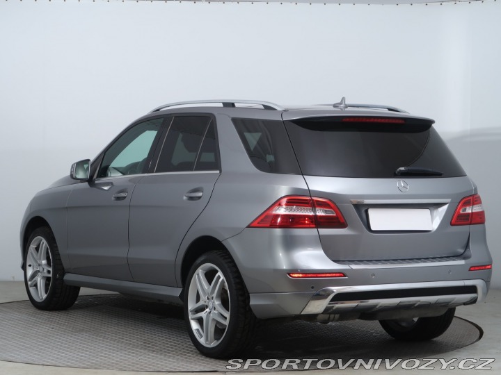 Mercedes-Benz Ostatní modely ML L AMG line ML 350 BlueTEC 2013