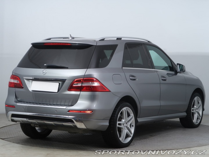 Mercedes-Benz Ostatní modely ML L AMG line ML 350 BlueTEC 2013