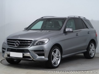 Mercedes-Benz Ostatní modely ML L AMG line ML 350 BlueTEC 2013