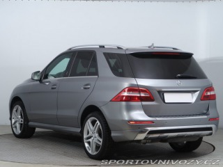 Mercedes-Benz Ostatní modely ML L AMG line ML 350 BlueTEC 2013
